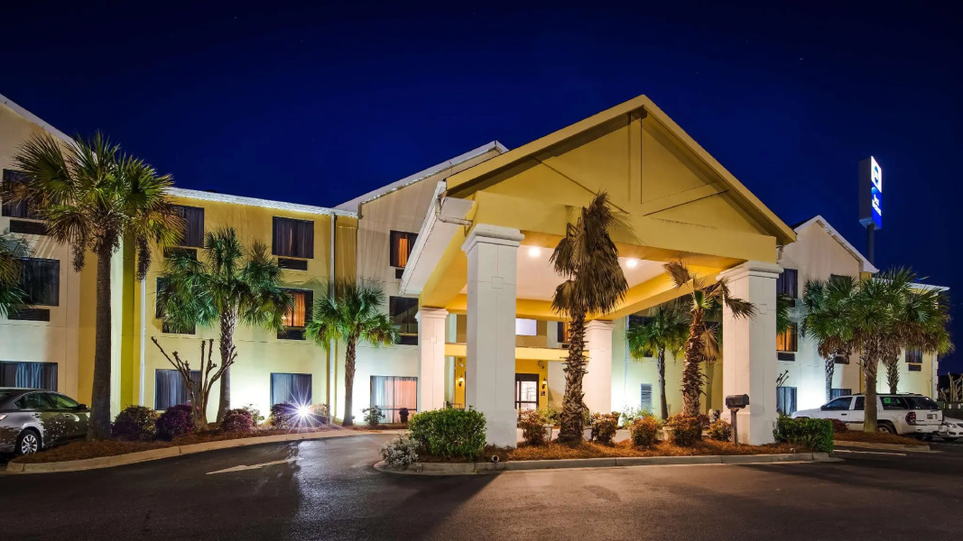 Best Western Magnolia Inn And Suites