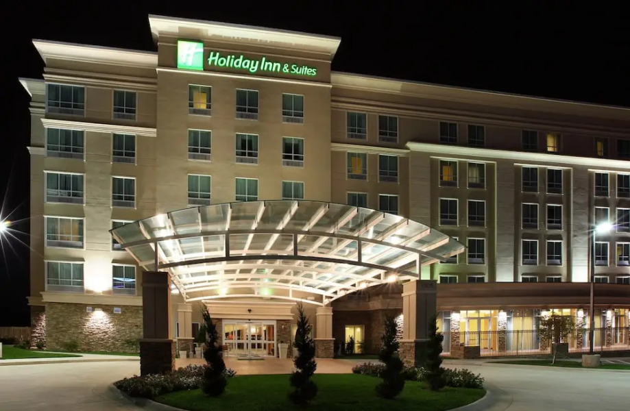 Holiday Inn & Suites Bentonville - Rogers