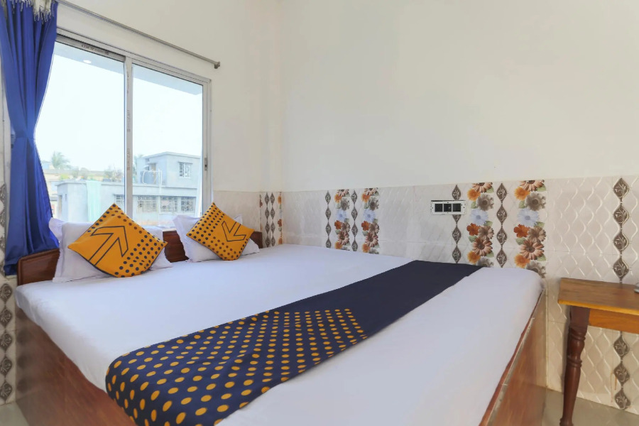 SPOT ON 70512 Hotel Tarutat