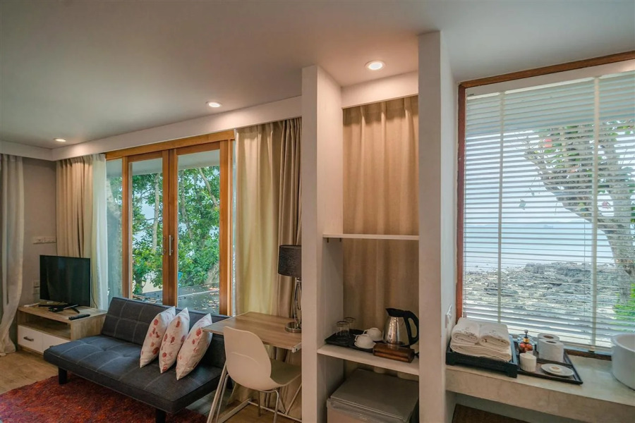 The Parlour Krabi by ZUZU