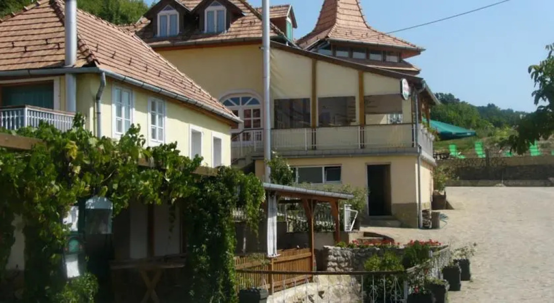 Öreghegy Hotel Wellness Panzió és Turistaszálló