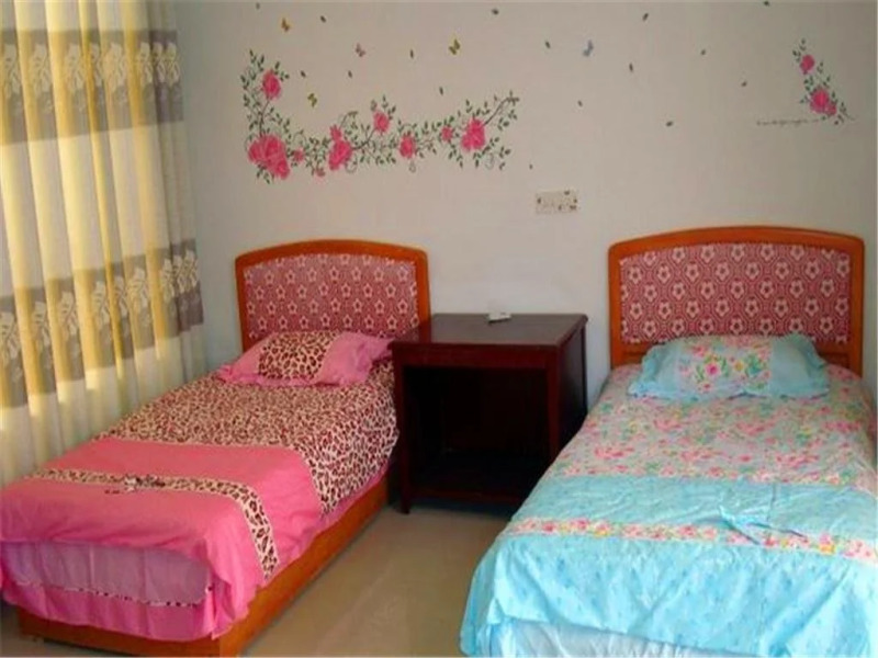 Jiuquan Dunhuang Mengtu Youth Inn