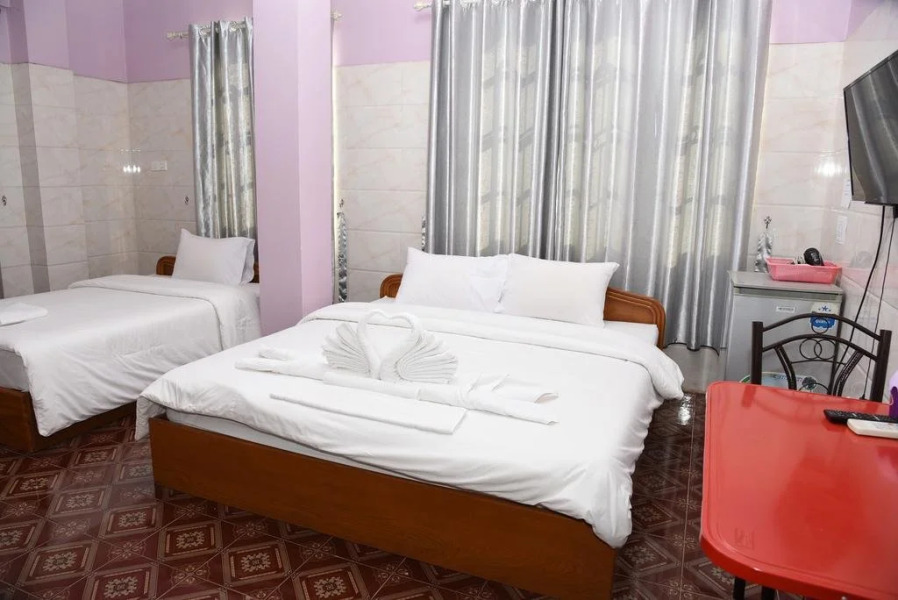 Golden High Power Hotel