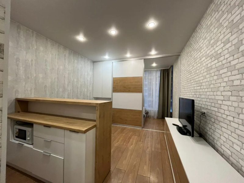 Квартира на Притомском Пр 25К1