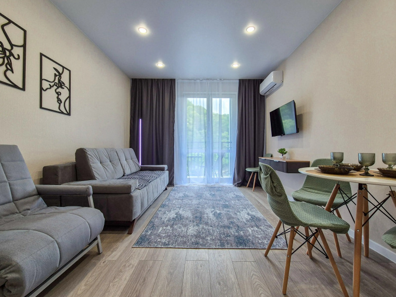 Апартаменты Студия в ЖК Летний