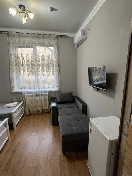 Na Tagieva 80 Mini-Hotel