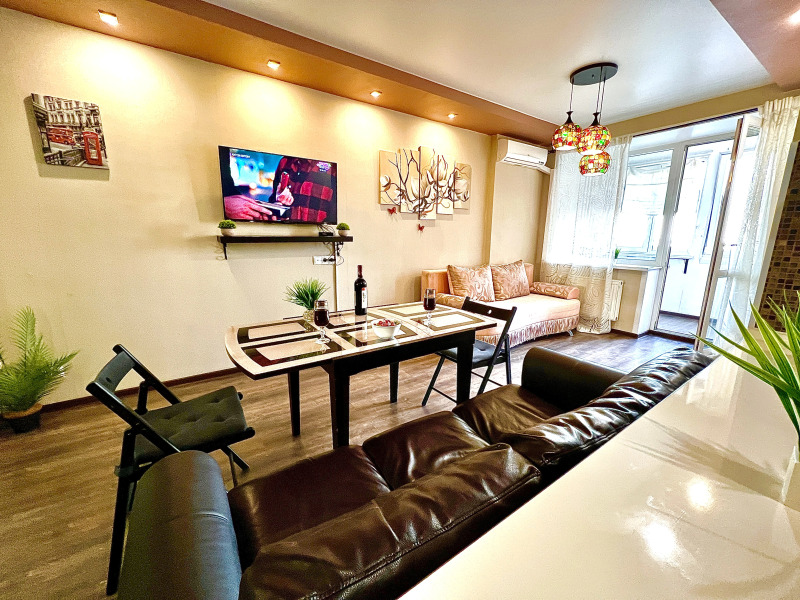 Уютные Апартаменты в ЖК Современник Нa 9 этаже (рядом с МТЛ-Арена)