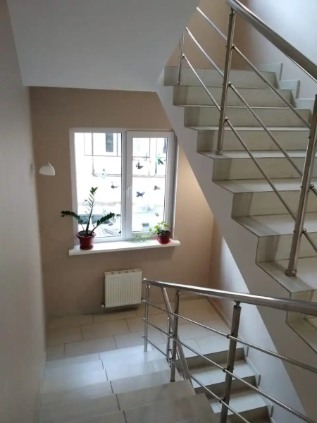 Apartamentyi-Studiya Na Telmana	