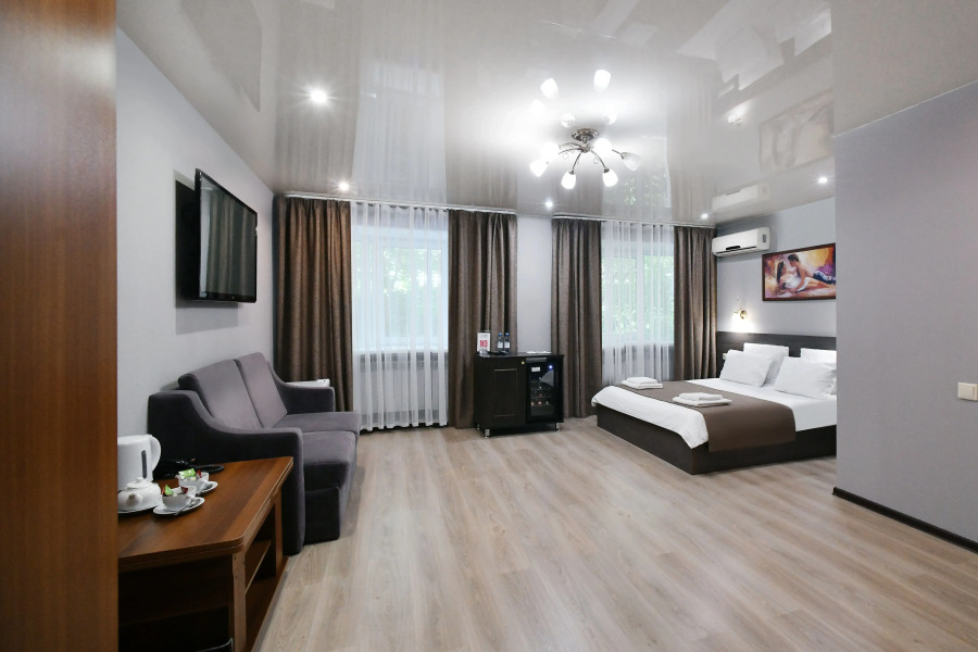 Отель Глория