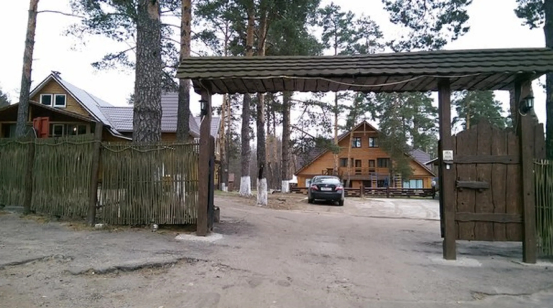 Гостиничный комплекс Русский Лес