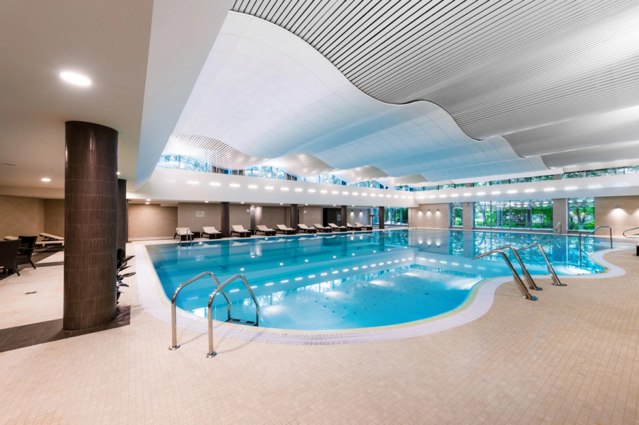 Parklane Resort and Spa