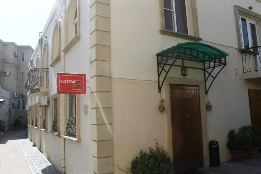Отель Altstadt