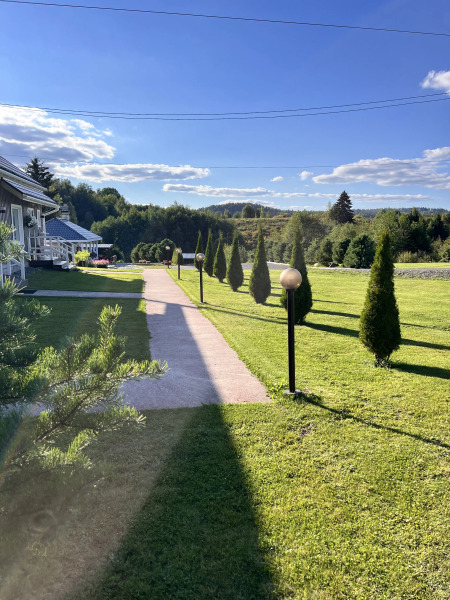 Частный дом у реки 2