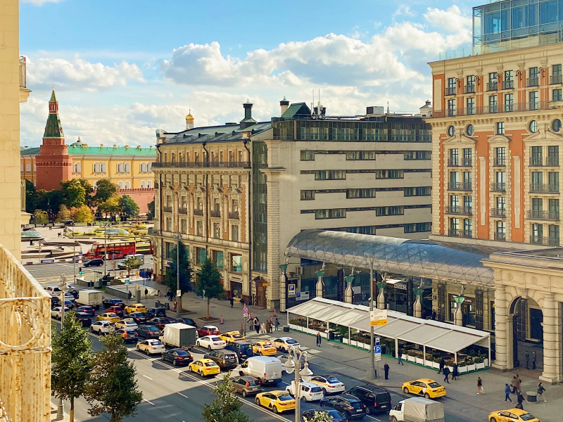 Апартаменты большие у Кремля с видом на Тверскую