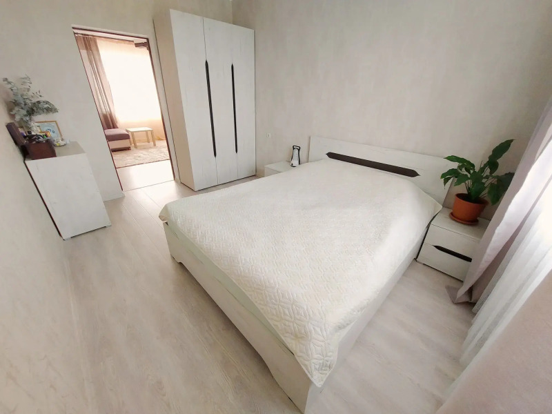 Квартира 3-комнатная на Новом Районе