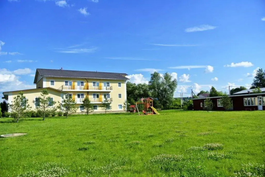 Отель Riverside