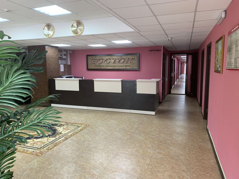 Отель Восток