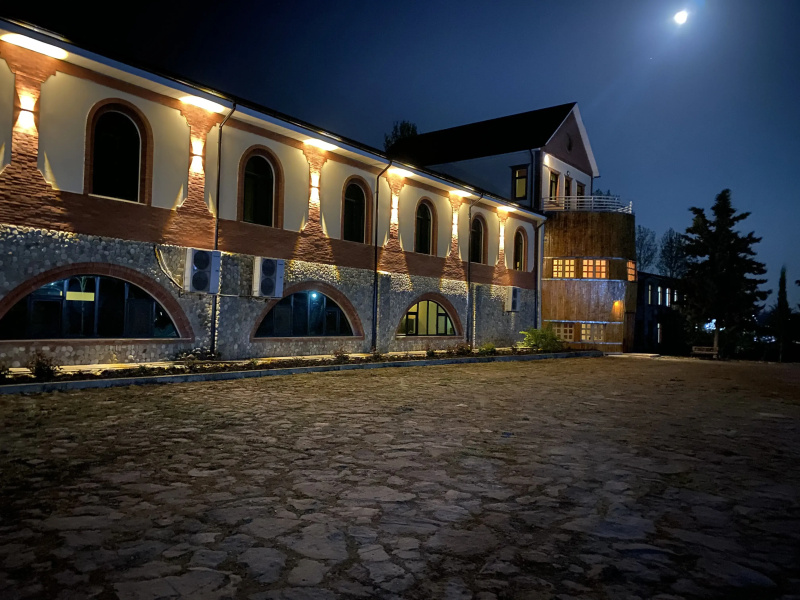Отель Chabiant Winery