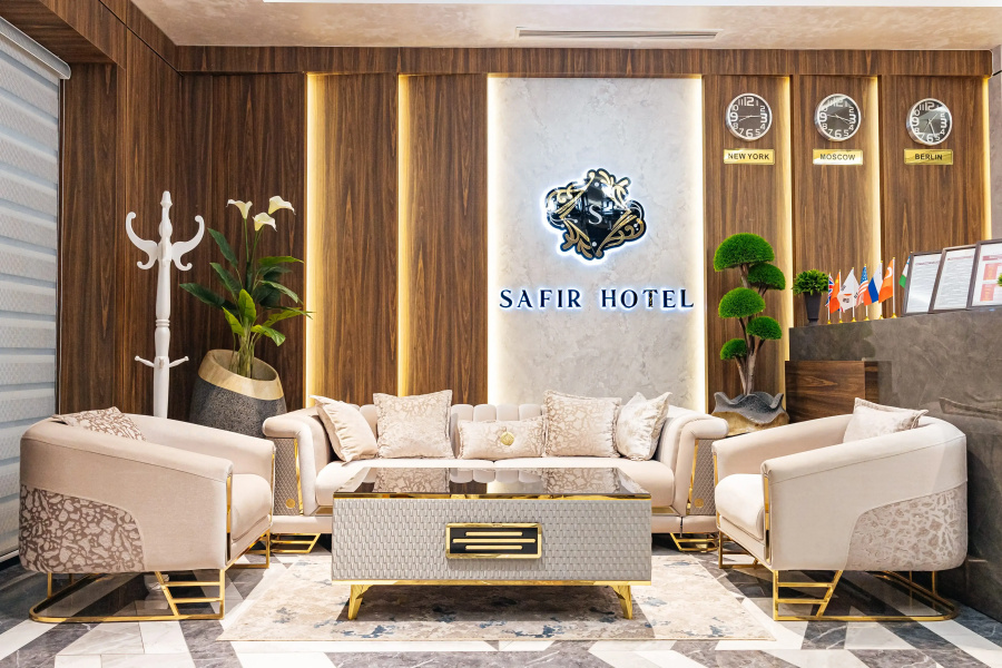 Отель Safir