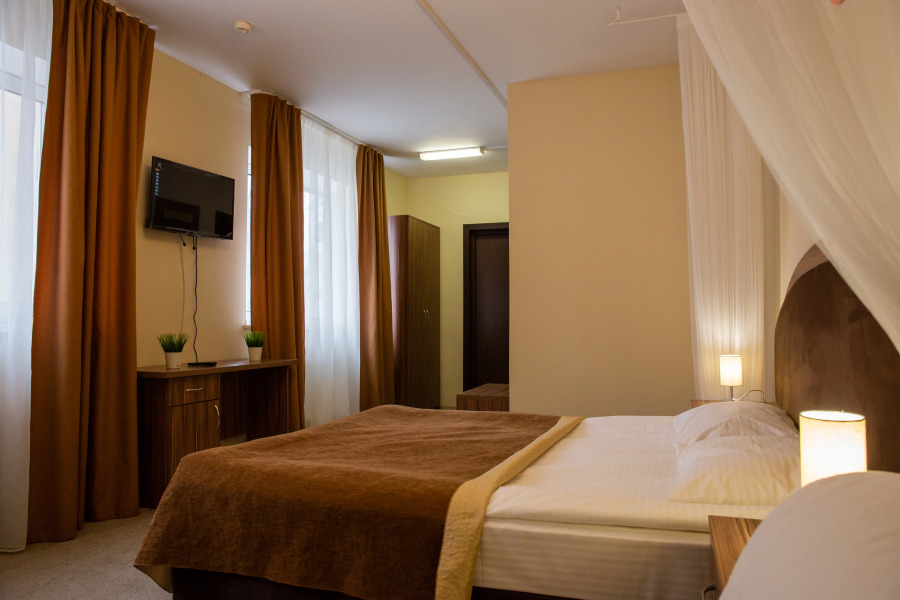 Отель Хиллс