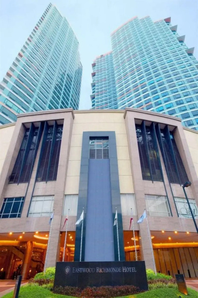 Отель Eastwood Richmonde Hotel