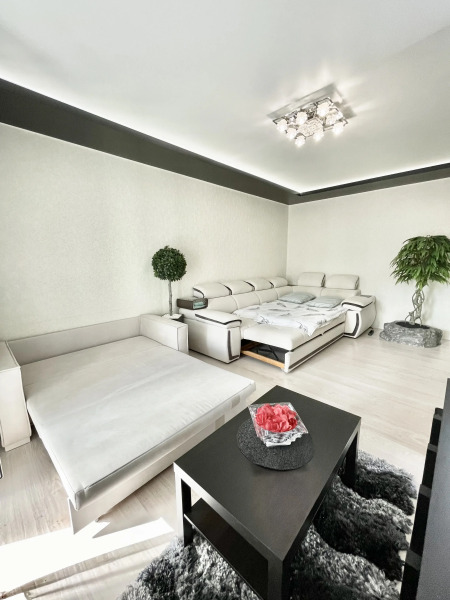 Квартира Двухкомнатная в центре Минска на сутки/недели/месяцы 2 лоджии