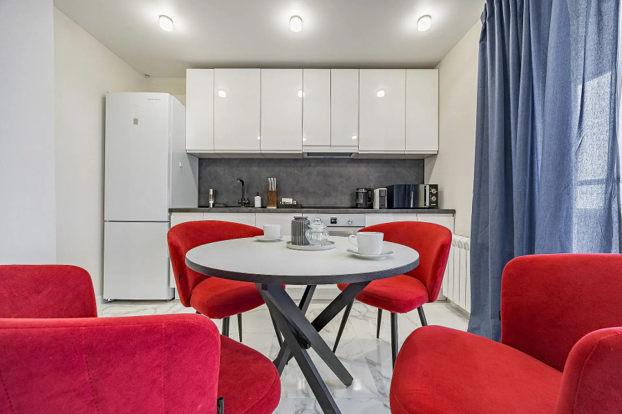 Квартира Обломов на Сахарова 115