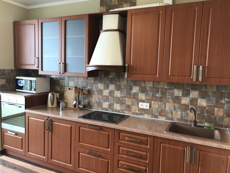 Квартира комфортная в новом доме с парковкой на Комсомольской 148