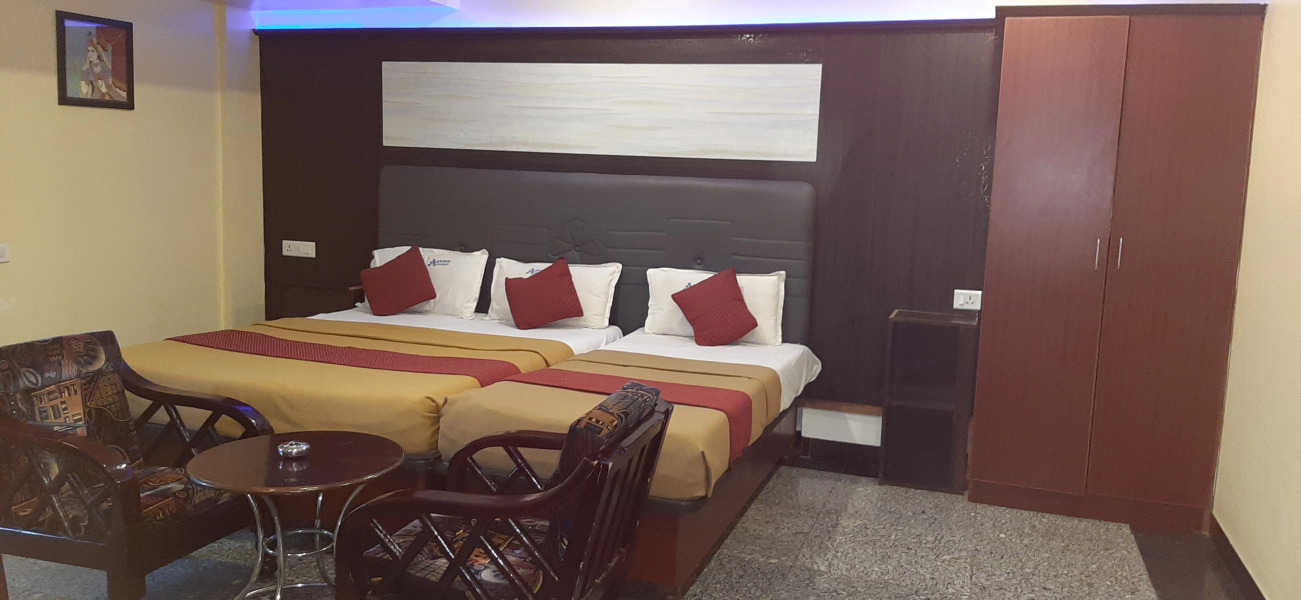 Отель Aakash Residency