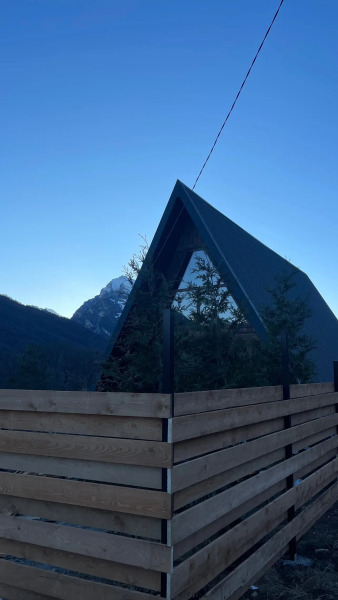 Коттедж Кобан Махон