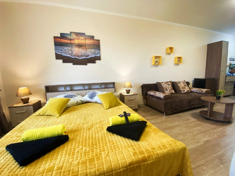 Апартаменты на Коминтерна