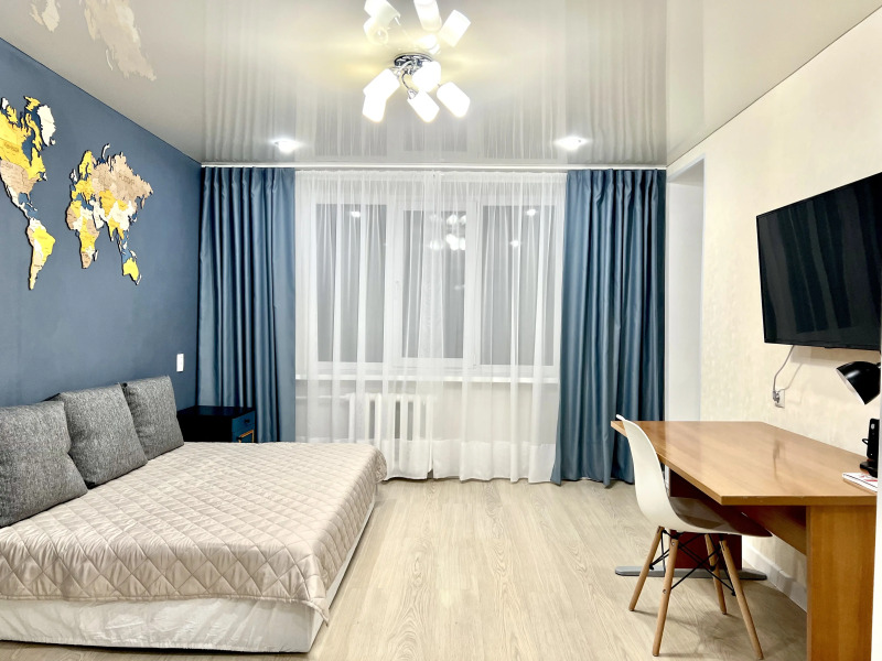 Квартира Двухкомнатная на Айской