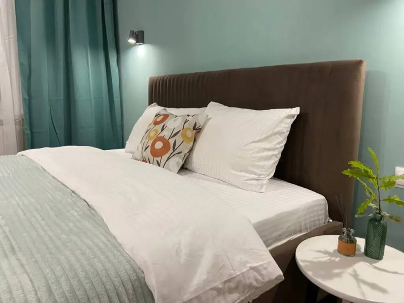 Апартаменты Эль Апарт на Содружества 66/110