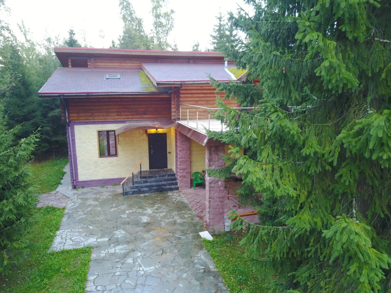 Cottage v Zelenoy Roshche