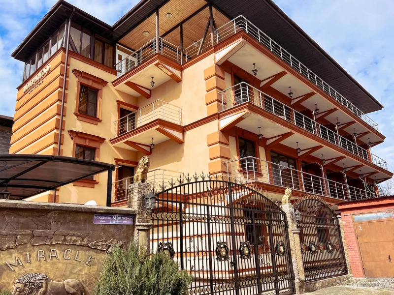 Гостевой дом Южный Вайб Миракль