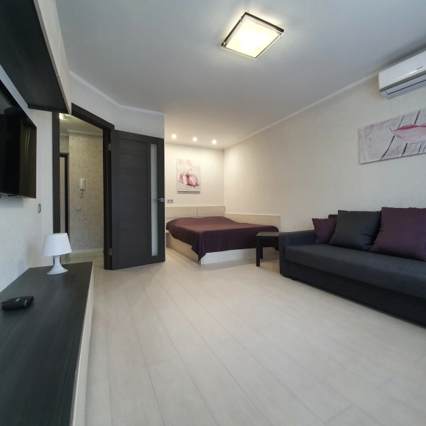 Апартаменты BeHappy Хоружей 16