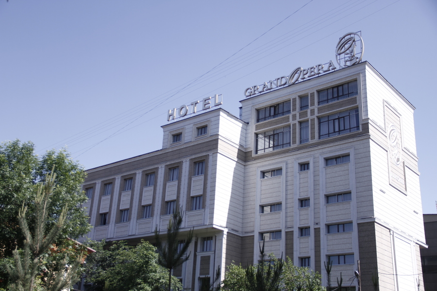 Отель Grand Opera