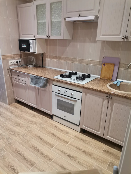 Апартаменты Школьная 10