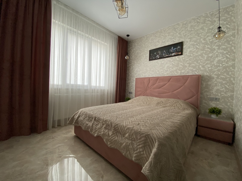 Апартаменты Бриз в ЖК Изумрудный город