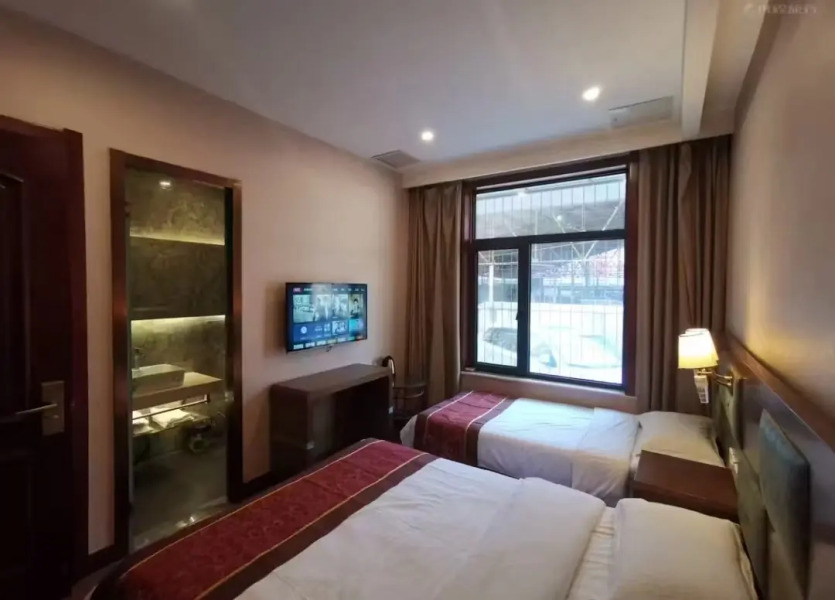 Отель Beijing Huiqingyuan Business