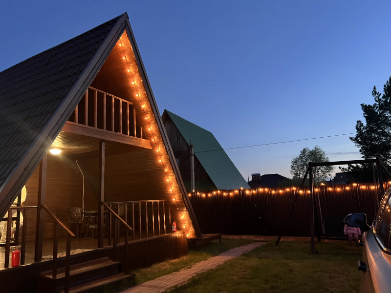 Частный дом на берегу залива Волги