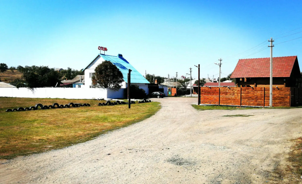 Belyij Dom Na Trasse M4 Don Hotel	