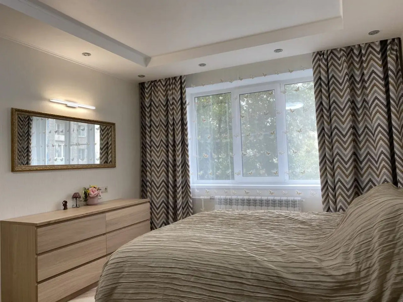 Квартира у Тихвинского монастыря