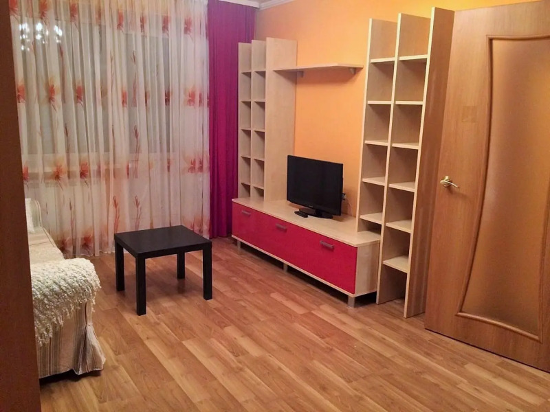 Апартаменты Малышева 84 (2)