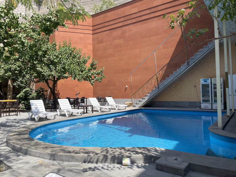 Отель Red Hotel Yerevan