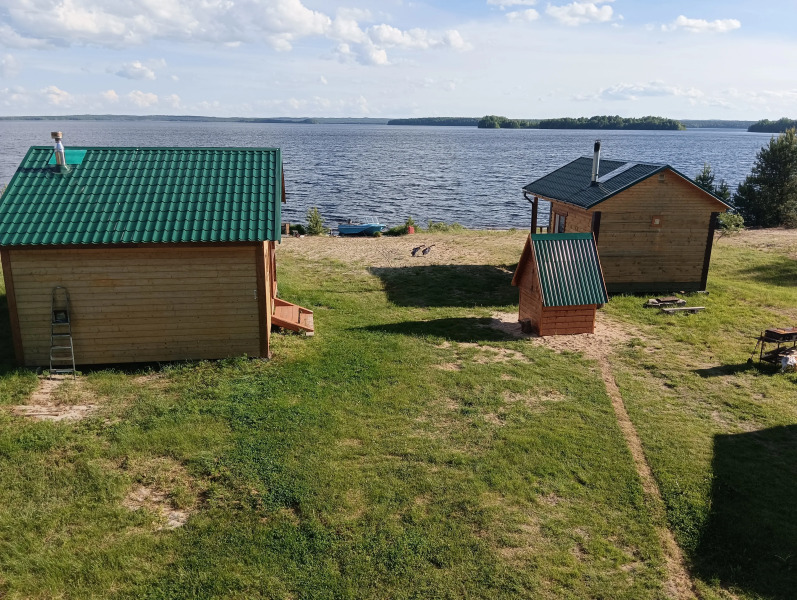 Частный дом на Берегу Озера в Карелии