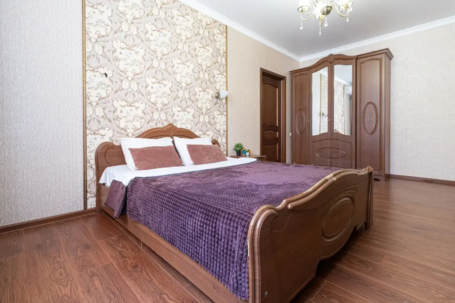 Апартаменты С Новым Ремонтом Возле Парка Галицкого