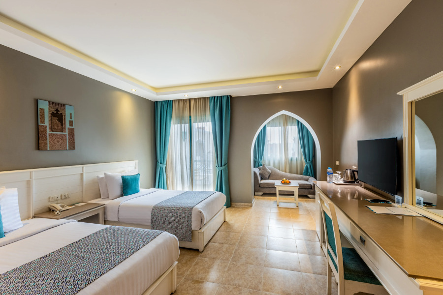 SUNRISE Garden Beach Resort