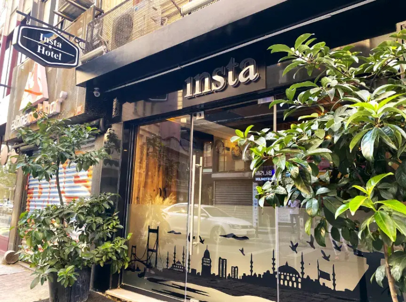 Hotel Insta Residence