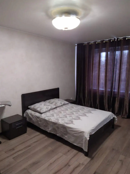 Апартаменты Коммунистическая 25